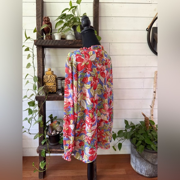Belle by Kim Gravel: Vibrant Floral Blouse with Tassel Detail - Picture 16 of 17